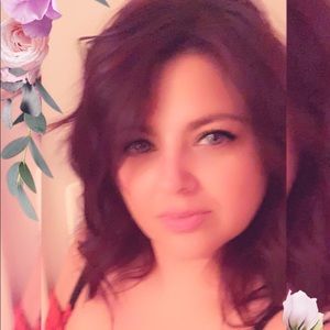 Meet your Posher, Isabel